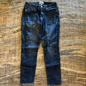 Paige Kylie Crop 🦋